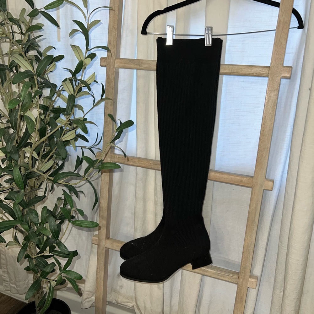 Stretchy Black Knee High Boots - Size 41 (US 9)